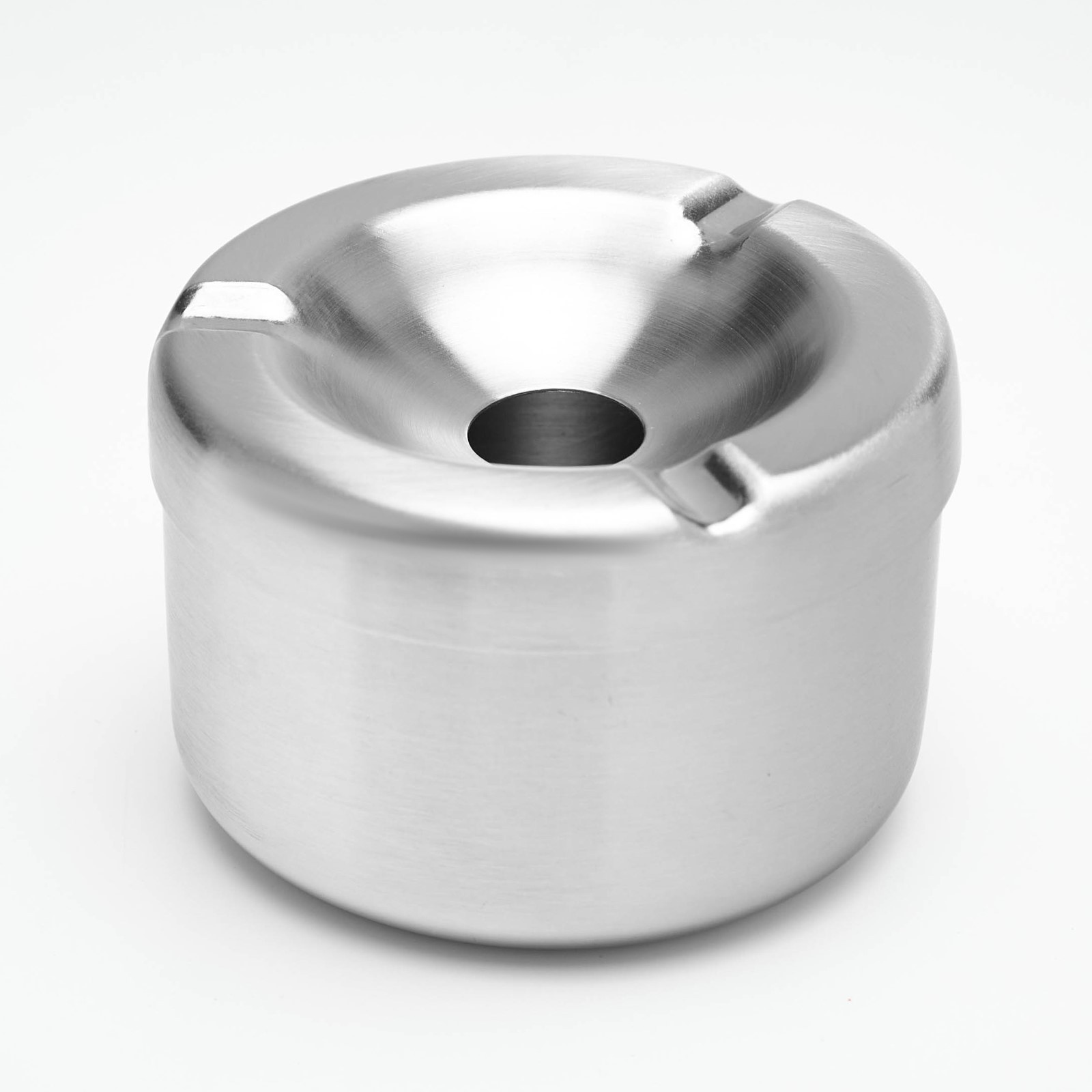 Пепельница из нержавеющей стали, 8 х 5.4 см, хром   9426301 Пепельница из нержавеющей стали, 8 х 5.4 см, хром   9426301