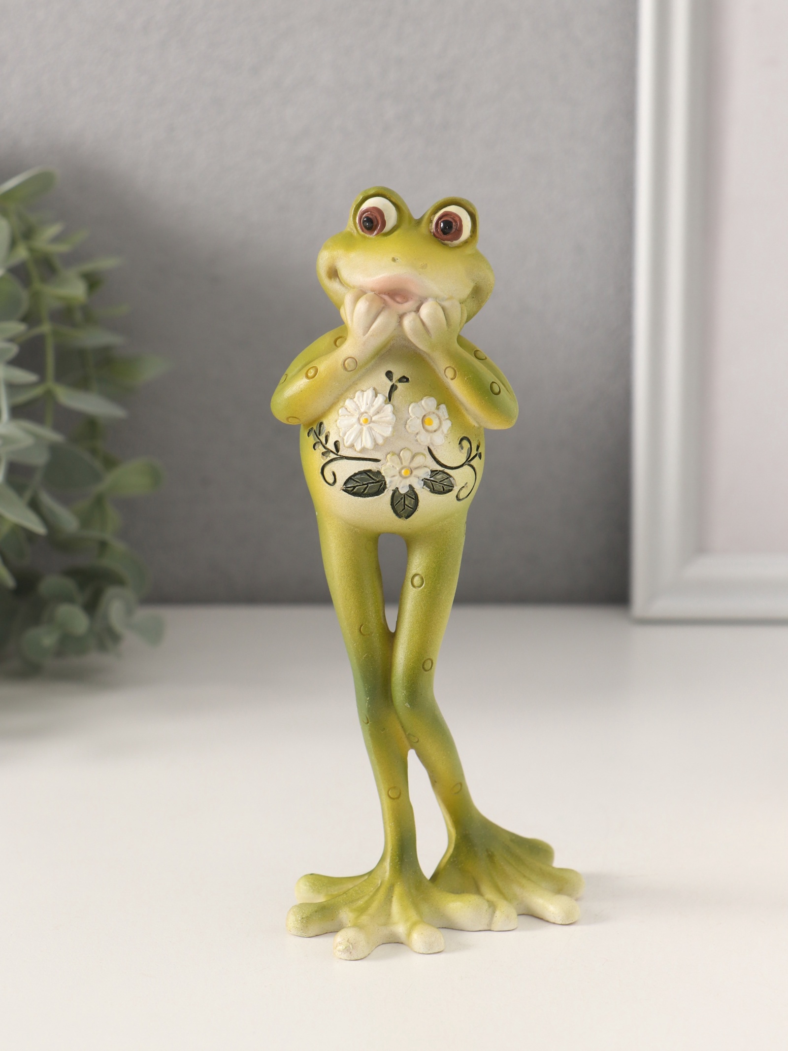 Сувенир полистоун "Лягушка стеснительная" 11,5х3,5х16 см 10740306