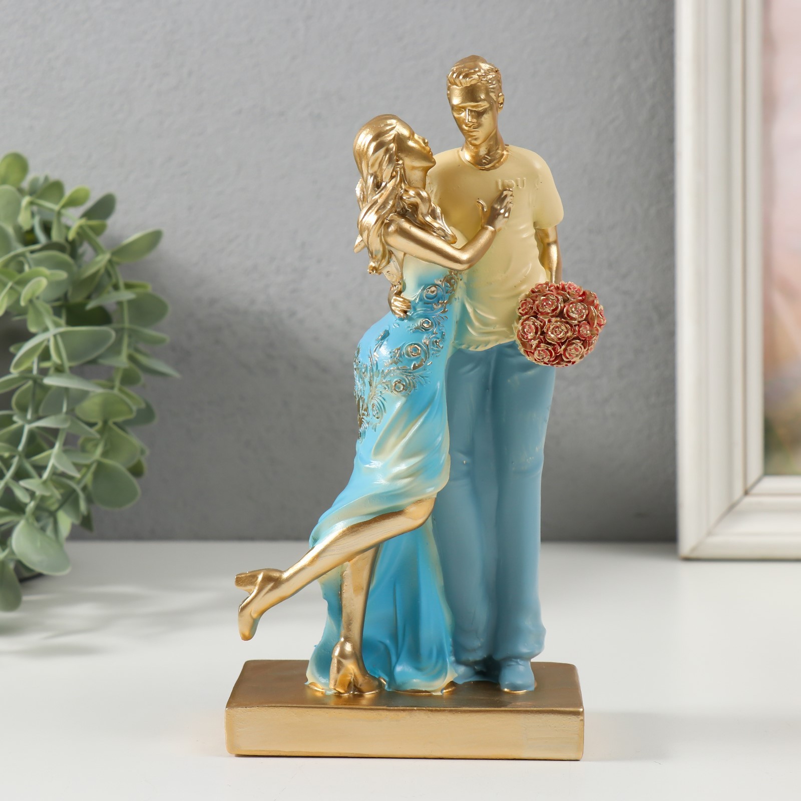 Сувенир полистоун "Нежная встреча" бело-голубой 6х8х19,5 см 9197292 Сувенир полистоун "Нежная встреча" бело-голубой 6х8х19,5 см 9197292