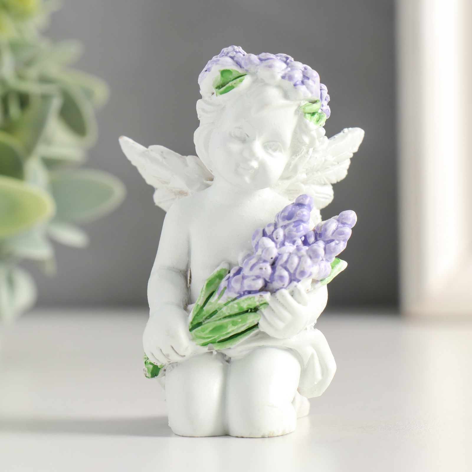 Фигурка полистоун «Белоснежный ангелок с лавандой», 7.2×4.8×4 см, МИКС 5129737 Фигурка полистоун «Белоснежный ангелок с лавандой», 7.2×4.8×4 см, МИКС 5129737