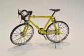 Фигурка-модель 1:10 Велосипед гоночный ''Roadbike'' желтый VL-19/3