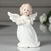 Сувенир керамика "Ангелочек в белой тоге с сердечком"  4838736