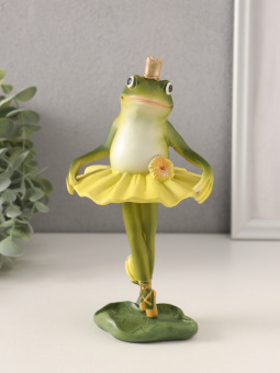 Сувенир полистоун "Лягушка-царевна в жёлтой пачке" 10,5х9х19 см 10583291
