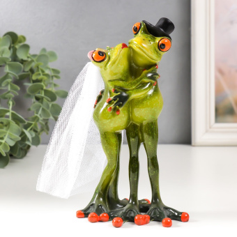 Сувенир полистоун лак "Лягушачья свадьба" 17х9,6х8 см 7822958