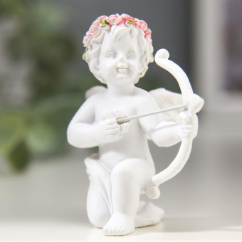 Сувенир полистоун "Купидон" в венке из роз, МИКС, 6,5х6х5 см 906845